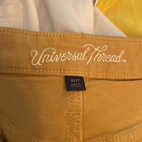 Shorts - Picture 4 of 5